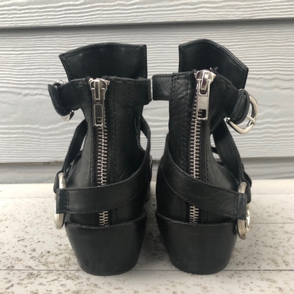 Leather cutout booties❕ - Picture 3 of 3